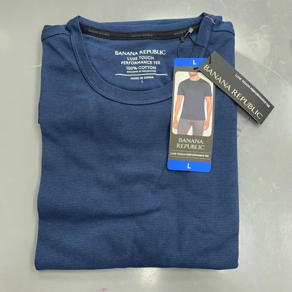 NEW Banana Republic Men's L Luxe Touch Performance T Shirt Short sleeve Blue